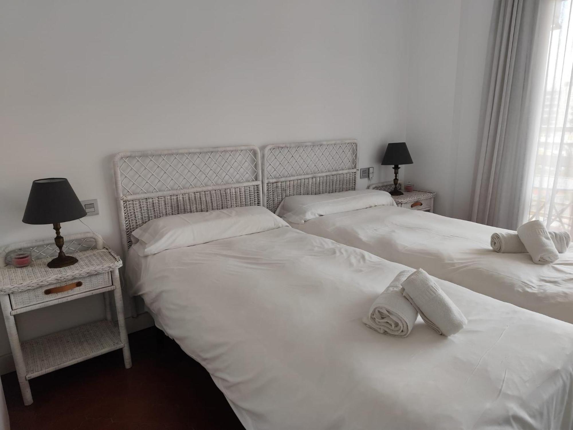 Apartamentos La Roca Rentals Torremolinos Esterno foto