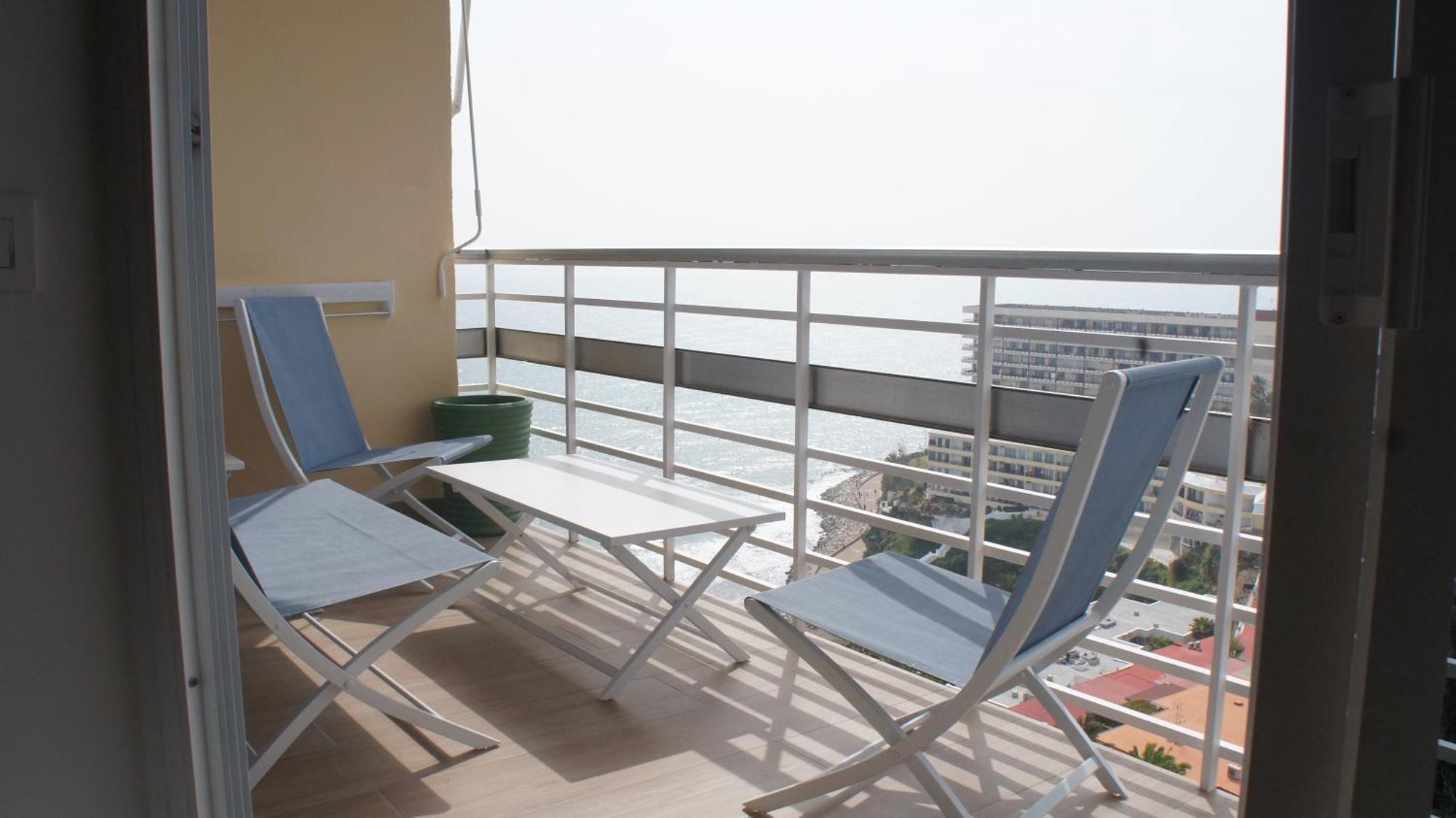 Apartamentos La Roca Rentals Torremolinos Esterno foto